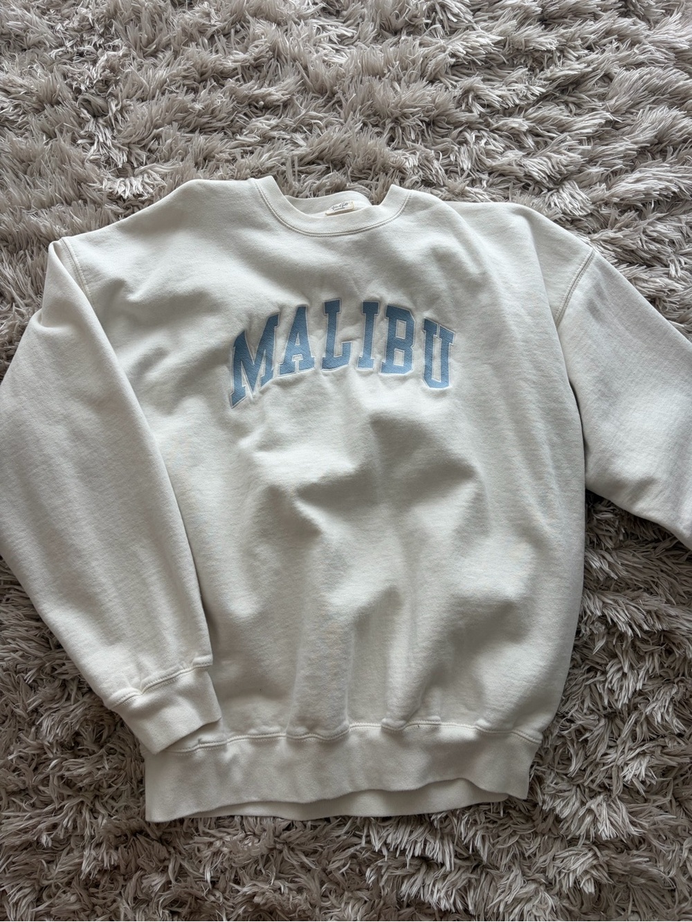 Brandy Melville Malibu Crewneck Sweatshirt - Light Cream with Blue Lettering